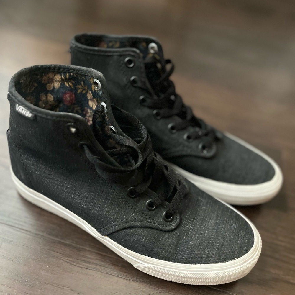 Vans Women's Black High-Top Sneakers